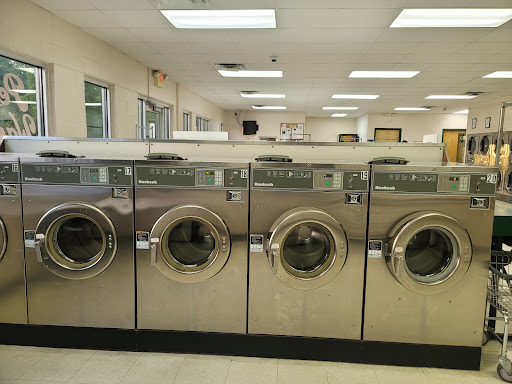 Laundromat «Extreme Clean Laundry-Car Wash», reviews and photos, 3380 OH-125, Bethel, OH 45106, USA