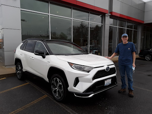 Toyota Dealer «Rockingham Toyota», reviews and photos, 412 S Broadway, Salem, NH 03079, USA