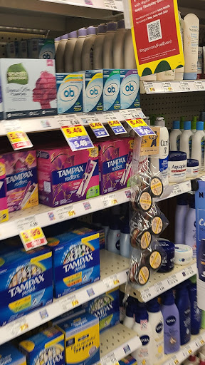 Grocery Store «Kroger», reviews and photos, 47650 Grand River Ave, Novi, MI 48374, USA