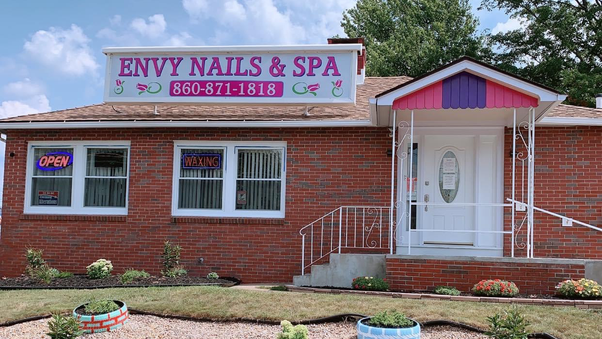 Envy nails and spa