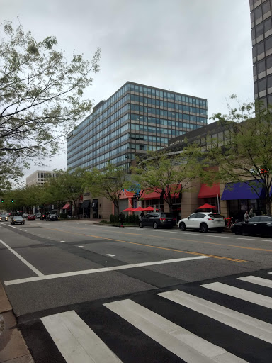 Shopping Mall «Crystal City Shops», reviews and photos, 2200 Crystal Dr, Arlington, VA 22202, USA