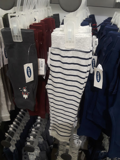 Clothing Store «Old Navy», reviews and photos, 3470 W Century Blvd, Inglewood, CA 90303, USA