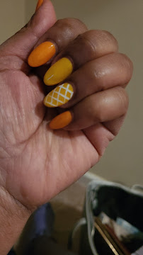 L a Top Nail - Photo 3 - Car repair in Irvington, NJ, Newark