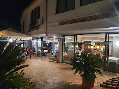 Vida S.R.L - Ristorante Pizzeria & Hotel Via Don Luigi Sturzo, 13, 88060 Montepaone CZ, Italia