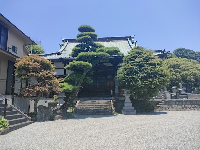岩泉寺
