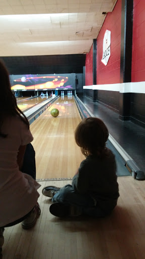 Bowling Alley «AMF Pro 300 Lanes», reviews and photos, 3031 SE Powell Blvd, Portland, OR 97202, USA