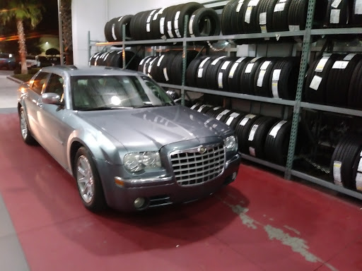 Used Car Dealer «Fields Chrysler Jeep Dodge Sanford», reviews and photos, 750 Towne Center Blvd, Sanford, FL 32771, USA