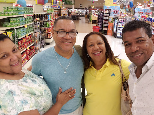 Shopping Mall «Shillington Shopping Center», reviews and photos, 502 E Lancaster Ave, Reading, PA 19607, USA