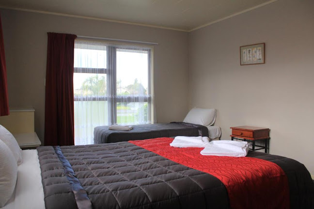 Reviews of Coronation Court Motel in New Plymouth - Hotel