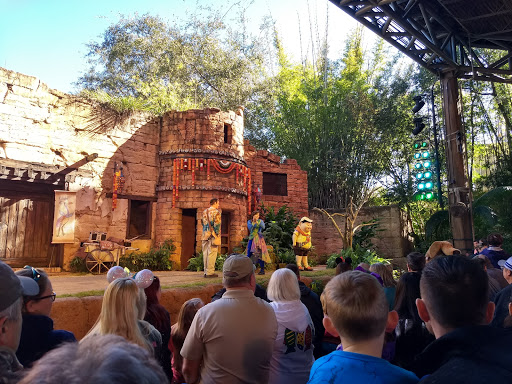 Tourist Attraction «Stanleyville Theater», reviews and photos, 10165 N Malcolm McKinley Dr, Tampa, FL 33612, USA