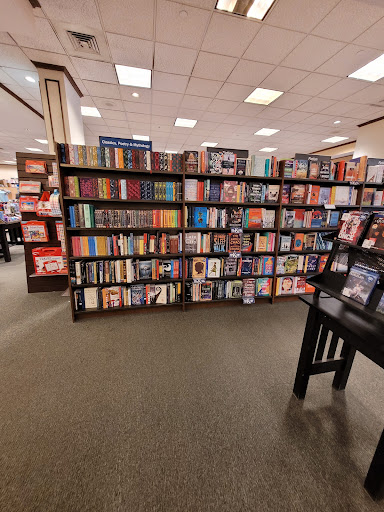 Book Store «Barnes & Noble», reviews and photos, 6134 S Westnedge Ave, Portage, MI 49002, USA