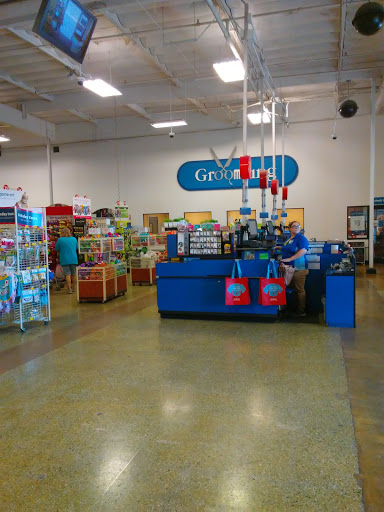 Pet Supply Store «PetSmart», reviews and photos, 4100 Ming Ave, Bakersfield, CA 93309, USA