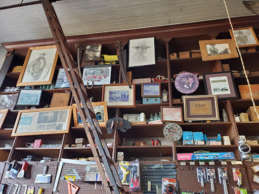 Hardware Store «D E Turner & Co Hardware Store», reviews and photos, 111 N Main St, Mooresville, NC 28115, USA