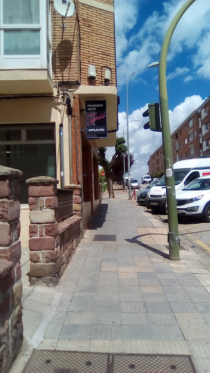 Información y opiniones sobre Peluquería chuss de Soria