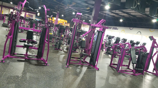 Gym «Planet Fitness», reviews and photos, 3535 W Walnut Ave, Visalia, CA 93277, USA