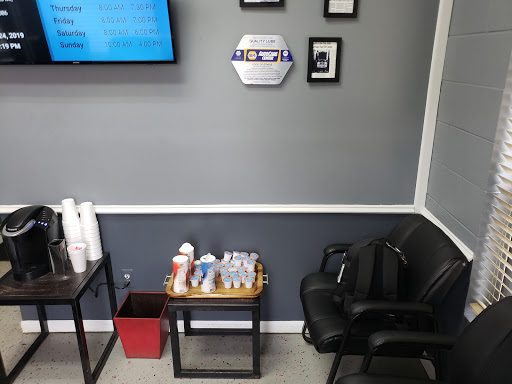 Auto Repair Shop «Quality Lubrication Oil Change and Auto Center», reviews and photos, 3450 E Walton Blvd, Auburn Hills, MI 48326, USA