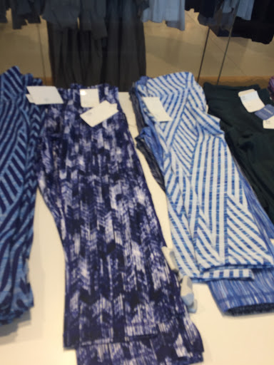 Clothing Store «Gap», reviews and photos, 1931 Wilshire Blvd, Santa Monica, CA 90403, USA