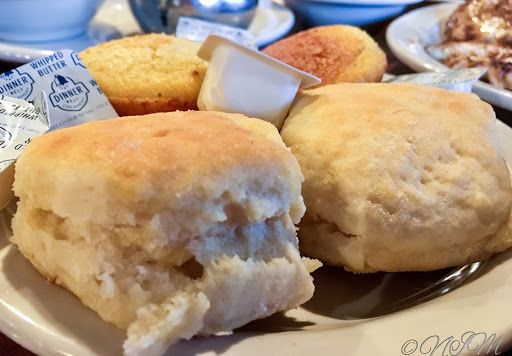 American Restaurant «Cracker Barrel Old Country Store», reviews and photos, 1240 NJ-73, Mt Laurel, NJ 08054, USA