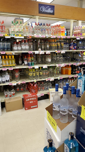State Liquor Store «NH Liquor & Wine Outlet», reviews and photos, 10 Benning St, West Lebanon, NH 03784, USA