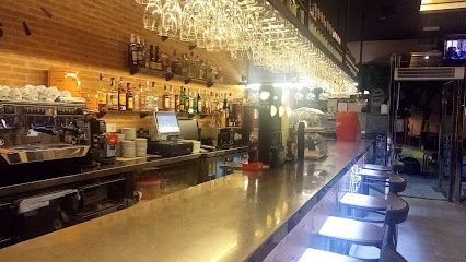 Bar Restaurant Moré - Carrer Lluís Companys, 21, 43519 El Perelló, Tarragona, Spain
