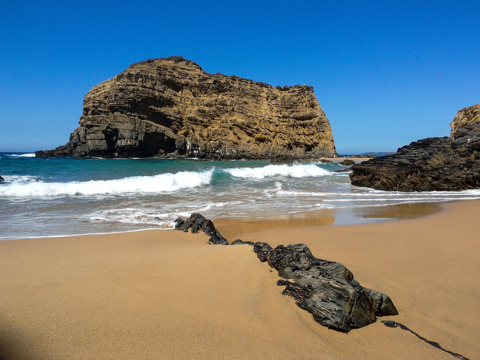 Praia das Costas do Lajao'in fotoğrafı çok temiz temizlik seviyesi ile