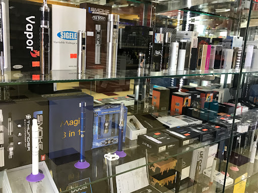 Cigar Shop «Park Avenue Smoke Shop», reviews and photos, 194 Park Ave, Worcester, MA 01609, USA