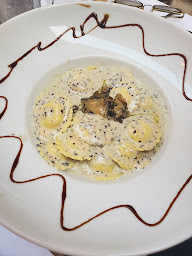 Photo n°42 de Le Petit Pointu - Poissons & Fruits de Mer St-Tropez à Saint-Tropez ()