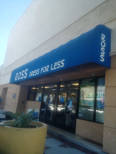 Clothing Store «Ross Dress for Less», reviews and photos, 349 N San Fernando Blvd, Burbank, CA 91502, USA