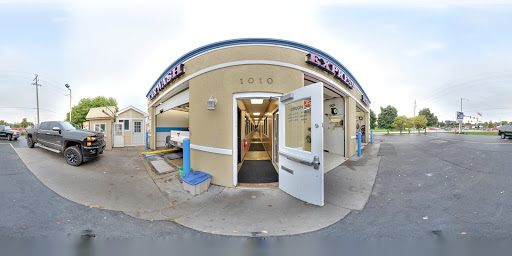 Car Wash «Paradise Car Wash», reviews and photos, 1010 N Bridge St, Yorkville, IL 60560, USA