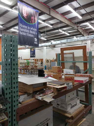 Non-Profit Organization «Iowa Heartland Habitat for Humanity ReStore», reviews and photos