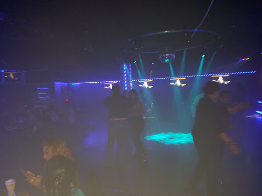 Night Club «La Victoria Coco Bongo Nightclub», reviews and photos, 19655 Sherman Way, Reseda, CA 91335, USA
