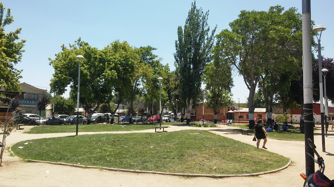Plaza Teniente Cruz - Pudahuel