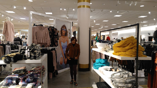 Department Store «Nordstrom Short Pump Town Center», reviews and photos, 11812 W Broad St, Richmond, VA 23233, USA