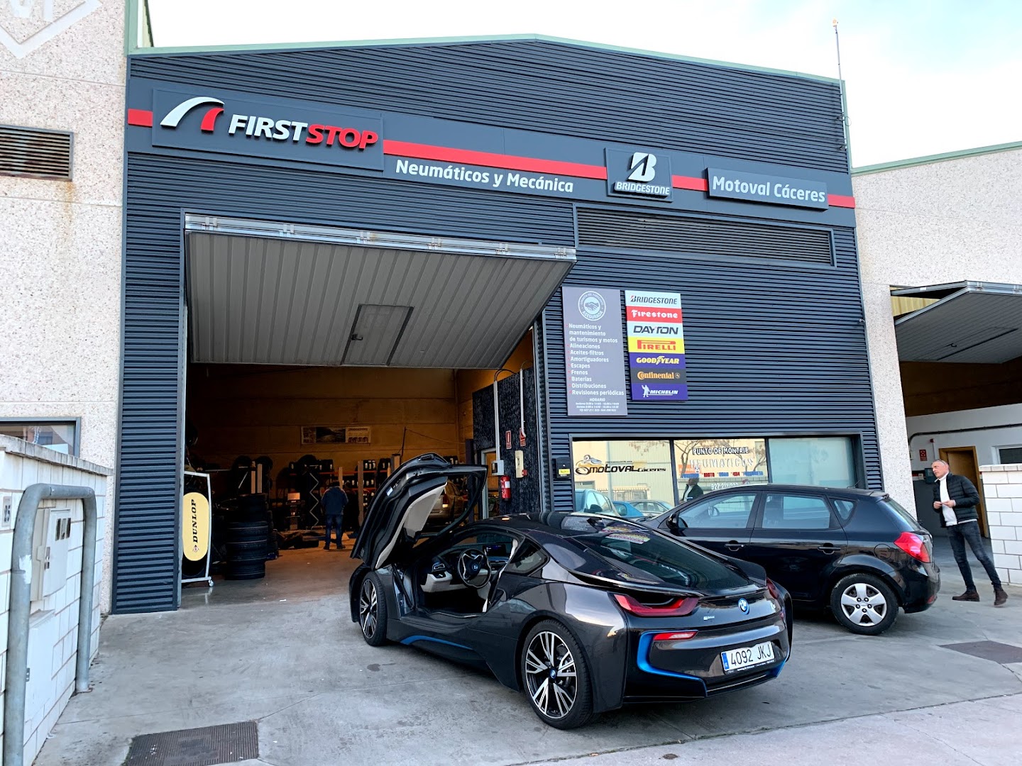 Neumáticos Motoval Cáceres