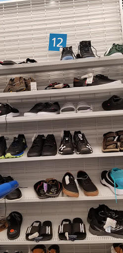 Clothing Store «Ross Dress for Less», reviews and photos, 30 Malphrus Rd, Bluffton, SC 29910, USA