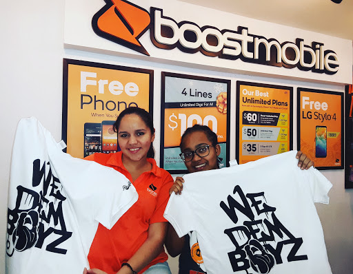 Telecommunications Service Provider «Boost Mobile Store Dream Team Wireless», reviews and photos, 2016 University Blvd N, Jacksonville, FL 32211, USA