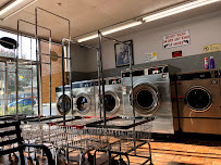 LAUNDERLAND - Photo 2 - Car repair in Canyon Country, CA, Santa Clarita