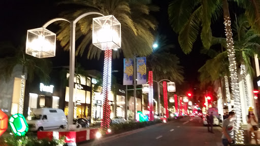 Jewelry Store «Harry Winston», reviews and photos, 310 N Rodeo Dr, Beverly Hills, CA 90210, USA