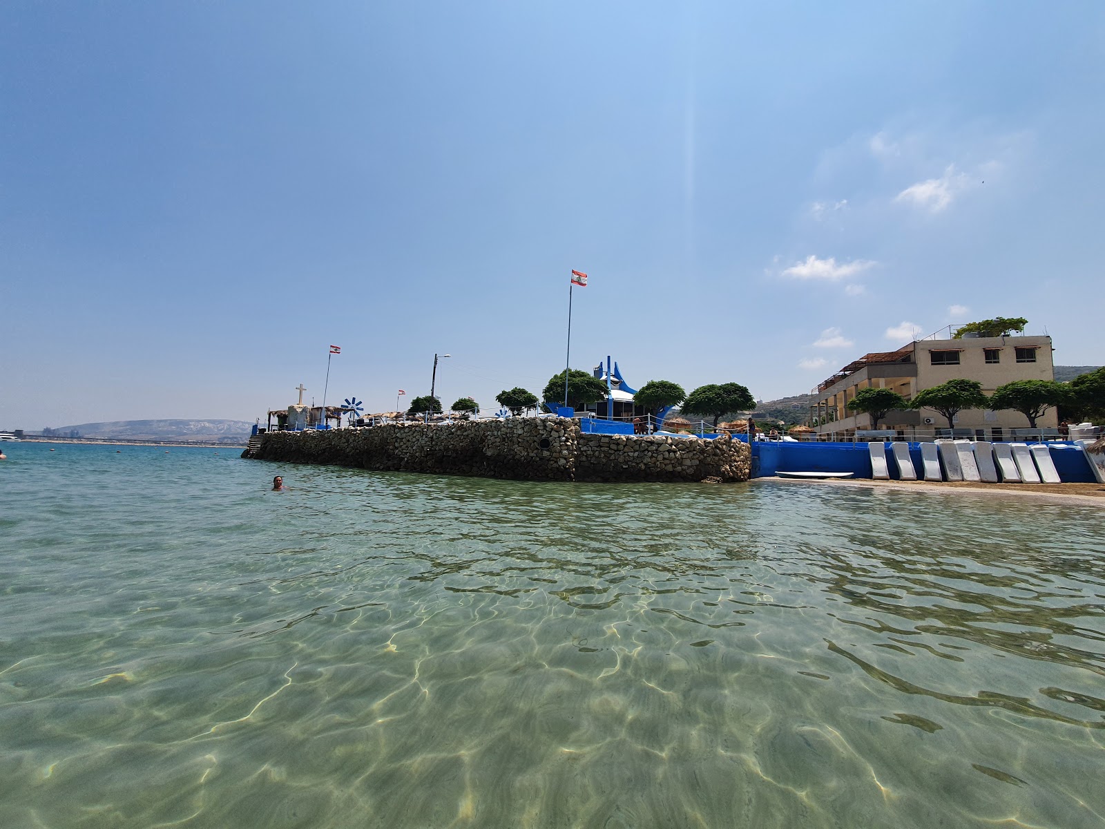 Foto di St. Antoine Beach e l'insediamento