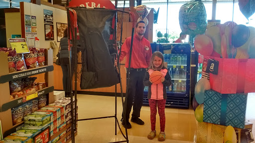 Grocery Store «Jewel-Osco», reviews and photos, 2540 US-30, Oswego, IL 60543, USA