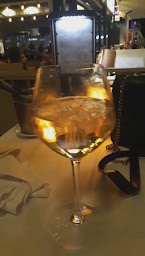 Photo n°44 de Café de Paris Saint-Tropez - Brasserie Française à Saint-Tropez ()