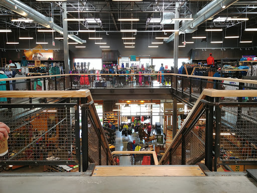 Outdoor Sports Store «REI», reviews and photos, 161 Town Square Pl, King of Prussia, PA 19406, USA