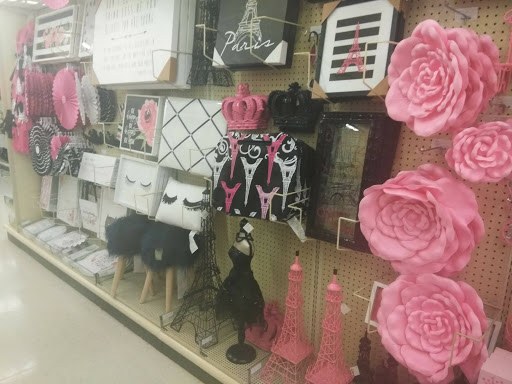 Shopping Mall «NorthOaks Shopping Center», reviews and photos, Farm to Market 1960 Rd W & Breck St, Houston, TX 77066, USA