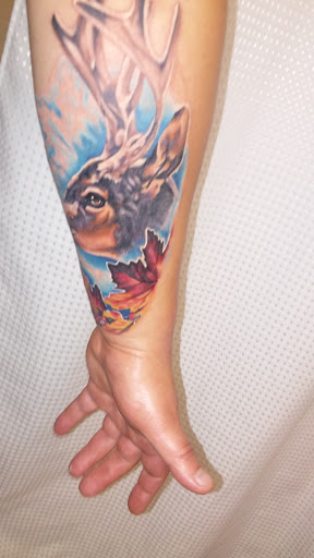 Explore tattoo ideas vines, creative tattoo ideas in Arlington, available at Urbans Tattoo & Piercing Studio South