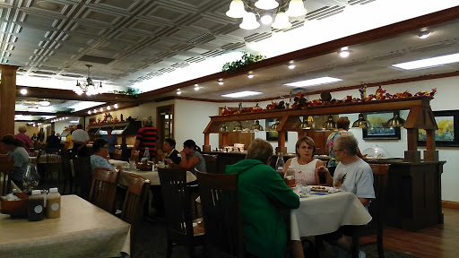 American Restaurant «Blue Gate Restaurant & Bakery», reviews and photos, 195 N Van Buren St, Shipshewana, IN 46565, USA