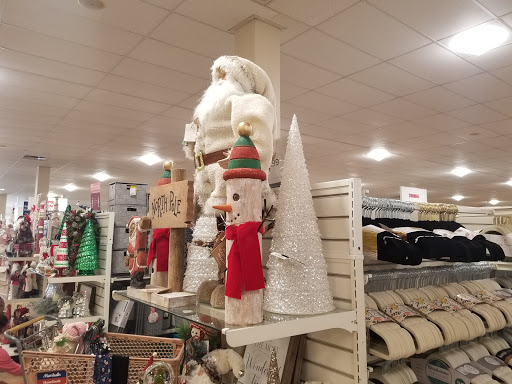 Department Store «Marshalls & HomeGoods», reviews and photos, 1125 Woodruff Rd #800, Greenville, SC 29607, USA