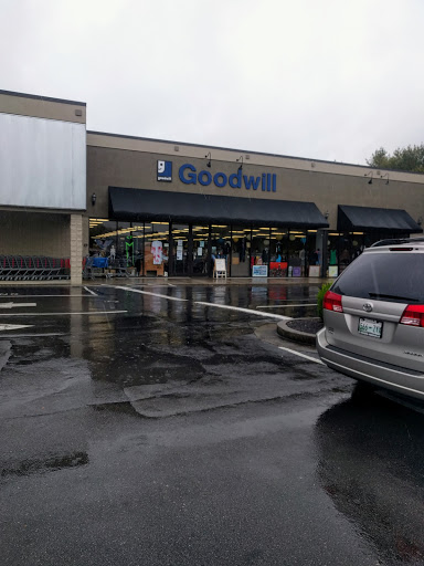 Thrift Store «Goodwill Thrift Store & Job Training Center», reviews and photos, 697 Emory Valley Rd, Oak Ridge, TN 37830, USA