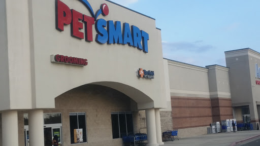 Pet Supply Store «PetSmart», reviews and photos, 15134 Crossroads Pkwy, Gulfport, MS 39503, USA