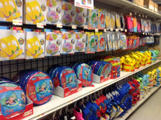 Outdoor Furniture Store «American Sale - Orland Park», reviews and photos, 16660 South La Grange Road, Orland Park, IL 60467, USA