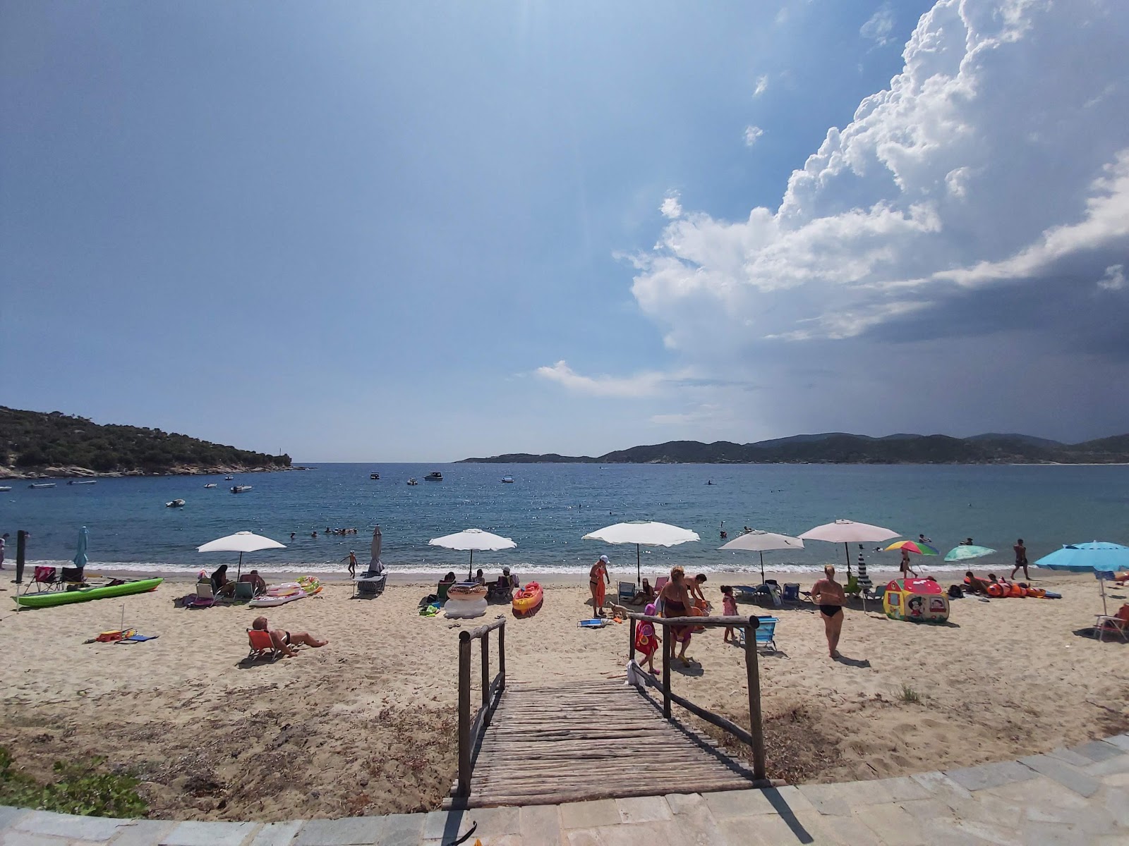 Camping Katerina beach'in fotoğrafı imkanlar alanı